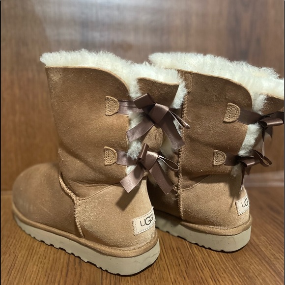 UGG Bailey Bow ll - Picture 11 of 15